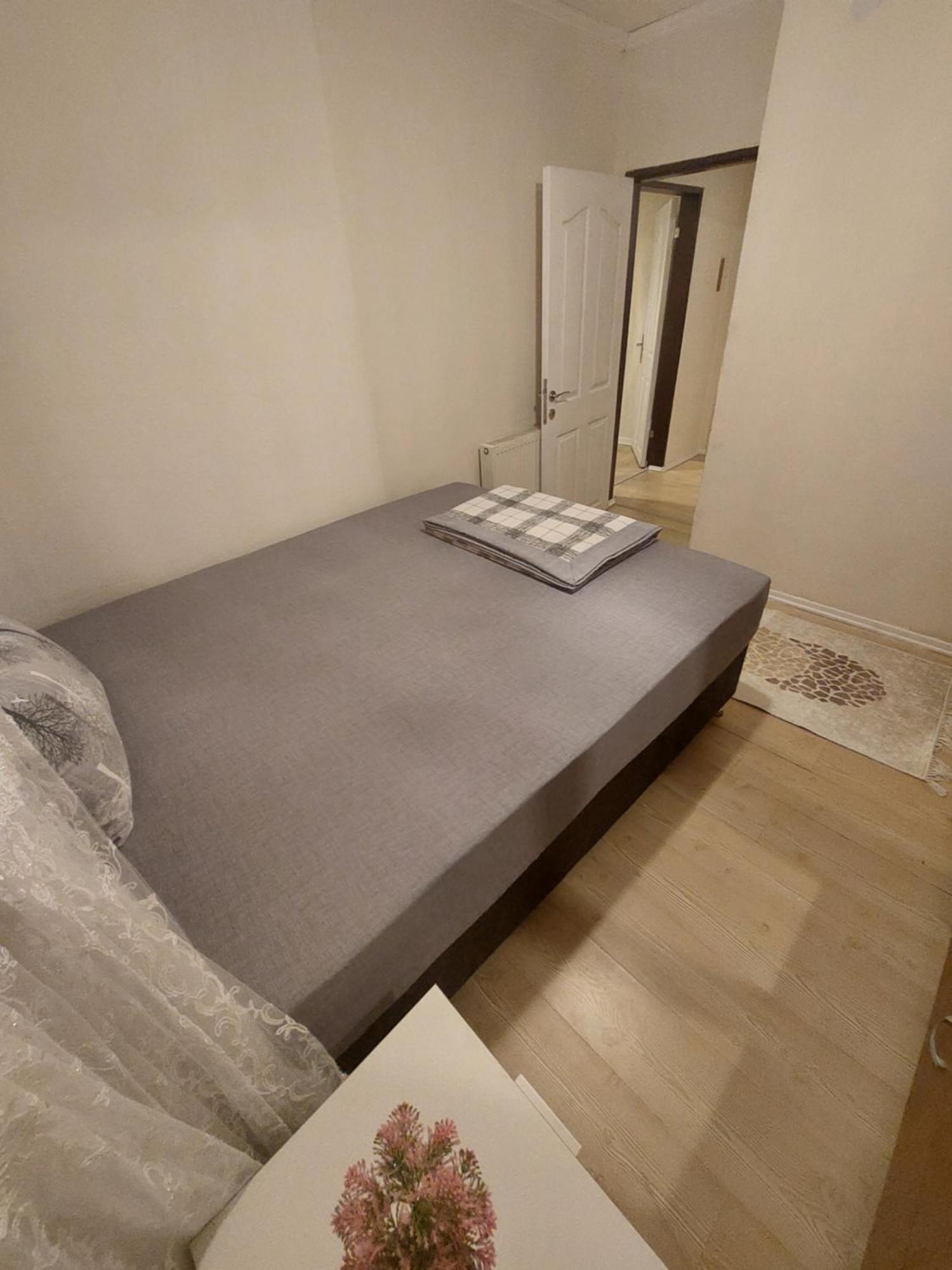 Hostel B.a.a Sabiha Goekcen *